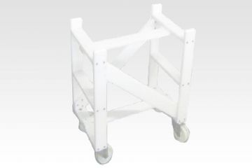 Kunststofframe 600x380x900mm met 4 nylon zwenkwielen ø100 mm tbv mengbak 100 l. wit